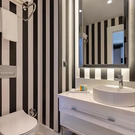 Hotel Motif