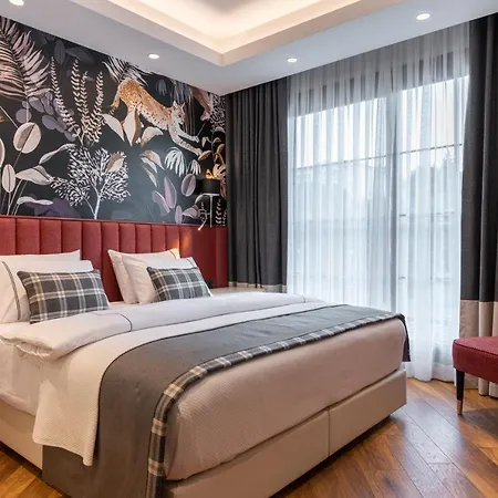 Hotel Motif *