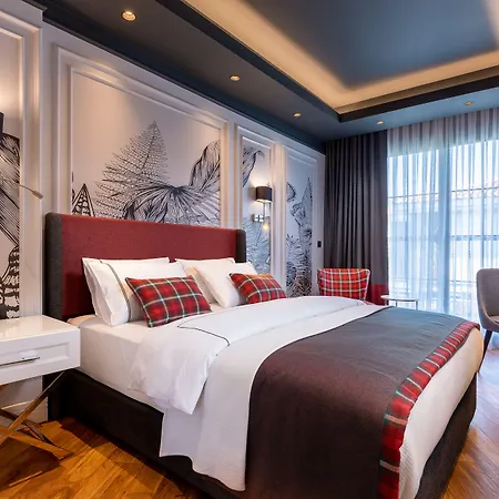 Otel Motif Çeşme