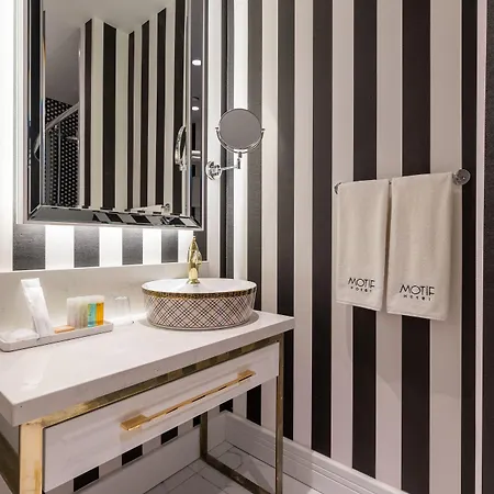 Hotel Motif